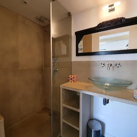 Near The Canal Du Midi, Cleaning Included * Olonzac